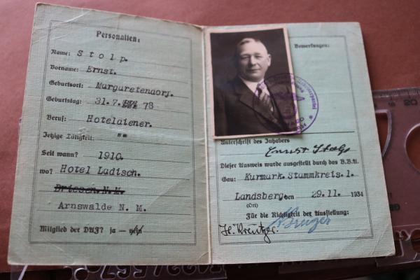 alter Beschäftigungs-Ausweis - Deutsche Arbeitsfront Fachgruppe Gaststätten - Landsberg 1934